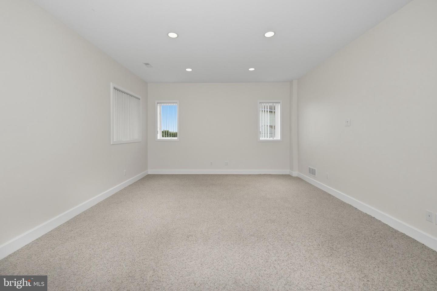 160 Cliffview Dr Property Photo 28