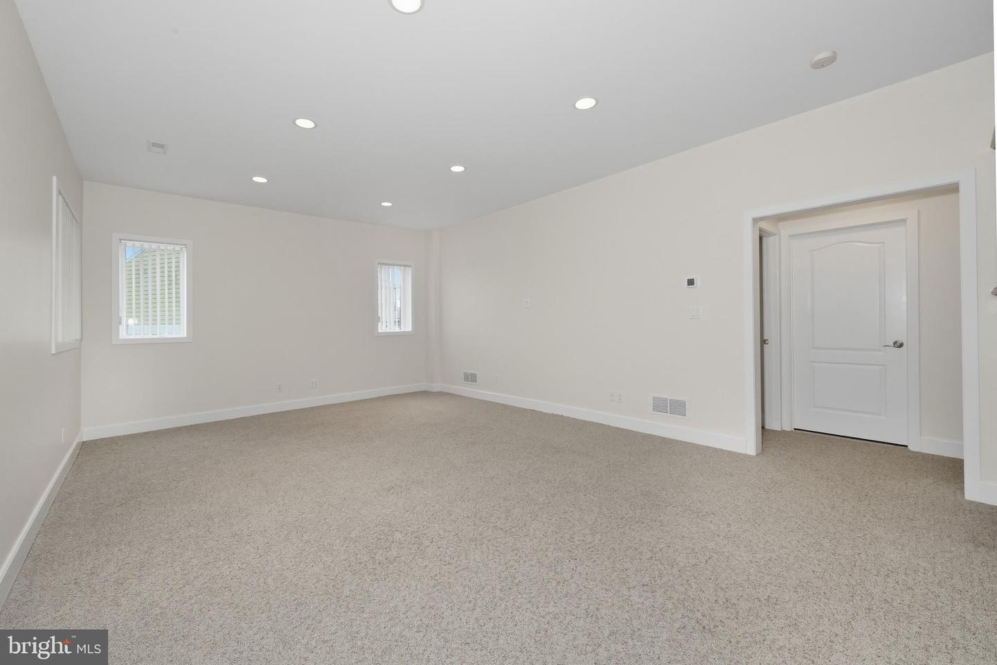 160 Cliffview Dr Property Photo 29