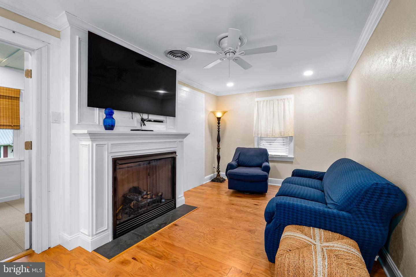 57 New York Ave Property Photo 15