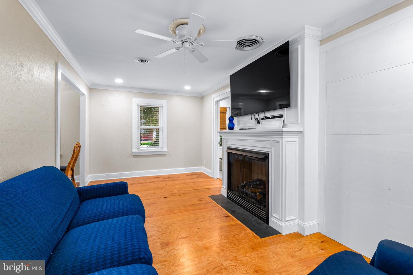 57 New York Ave Property Photo 17