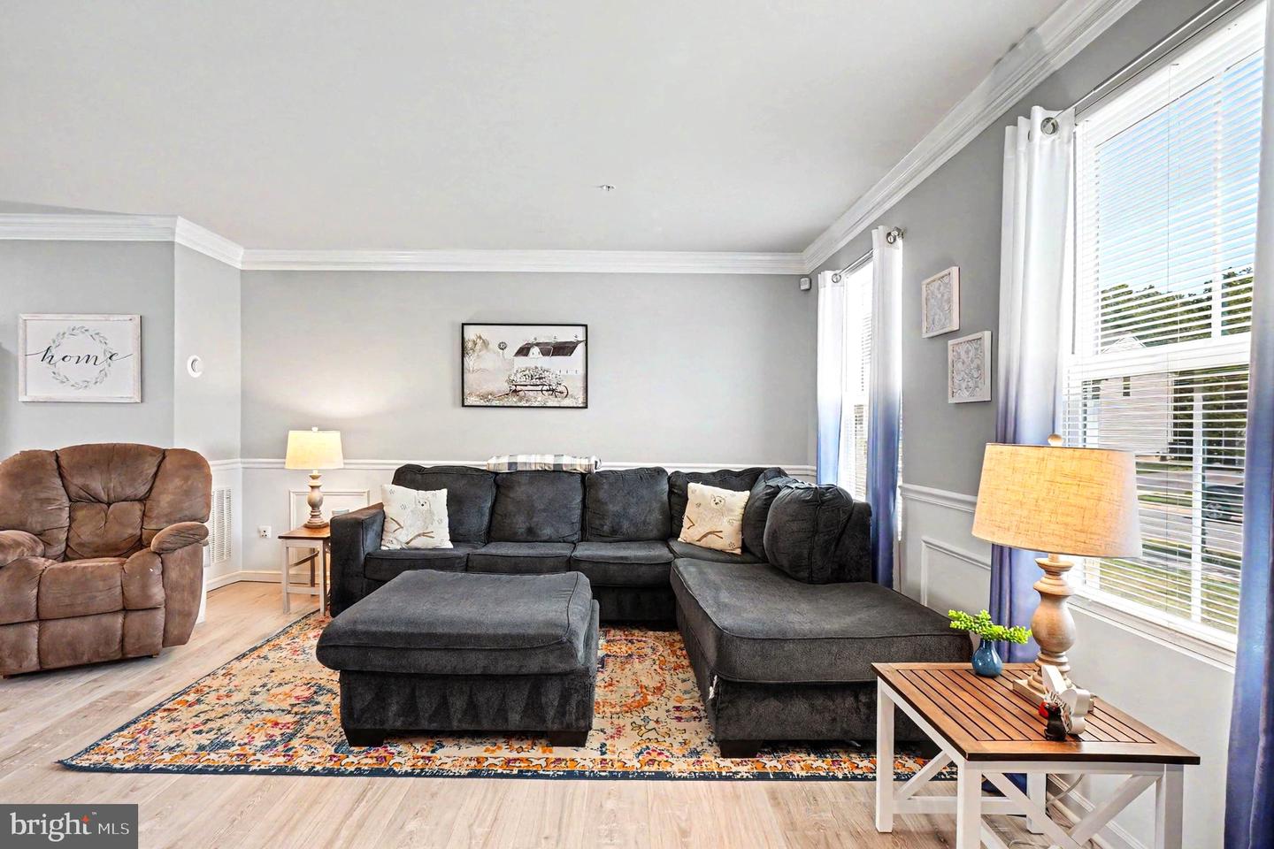 17 Viburnum Ave Property Photo 6