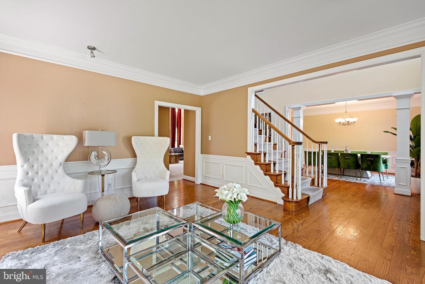 233 Woodholme Way Property Photo 12