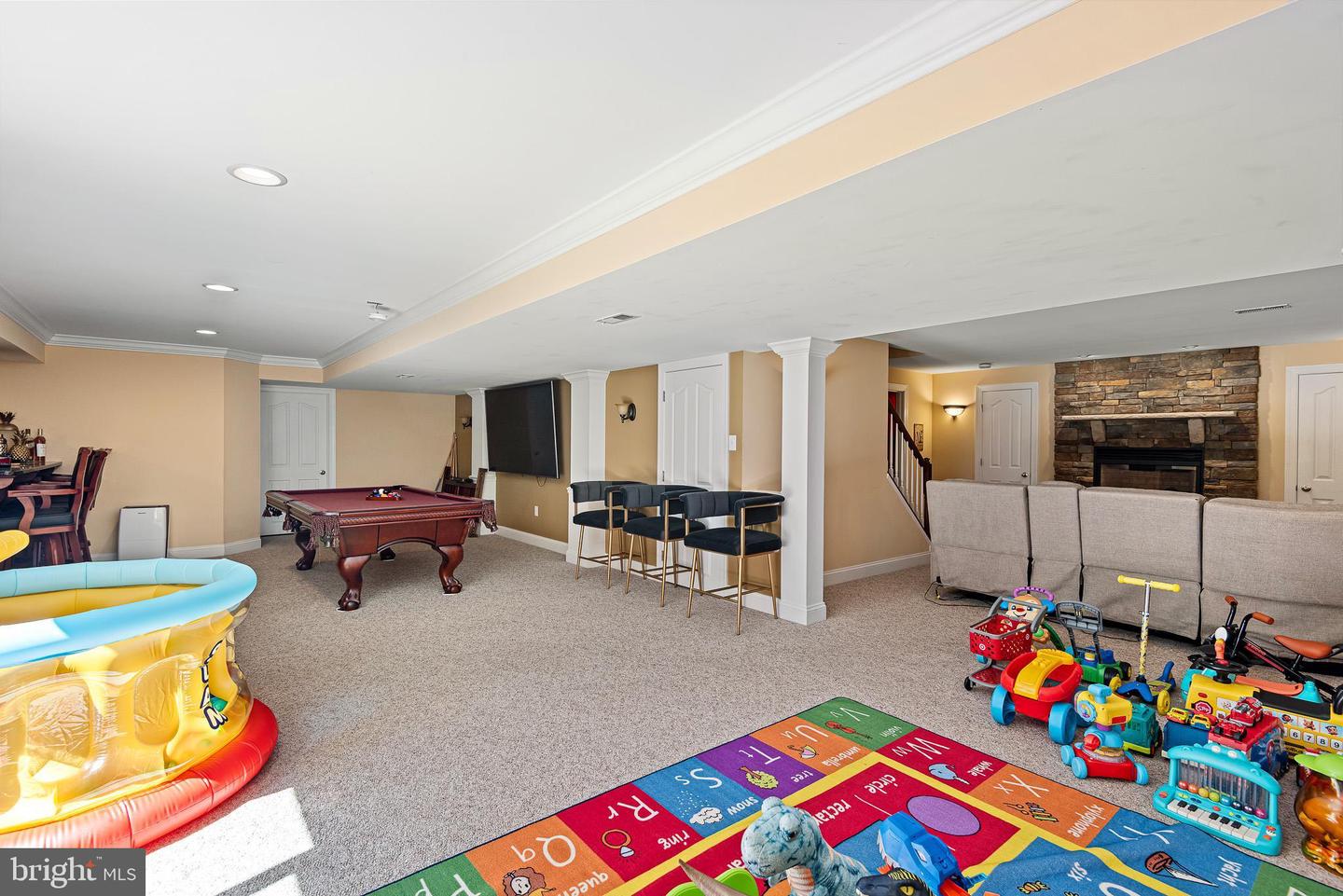 233 Woodholme Way Property Photo 47