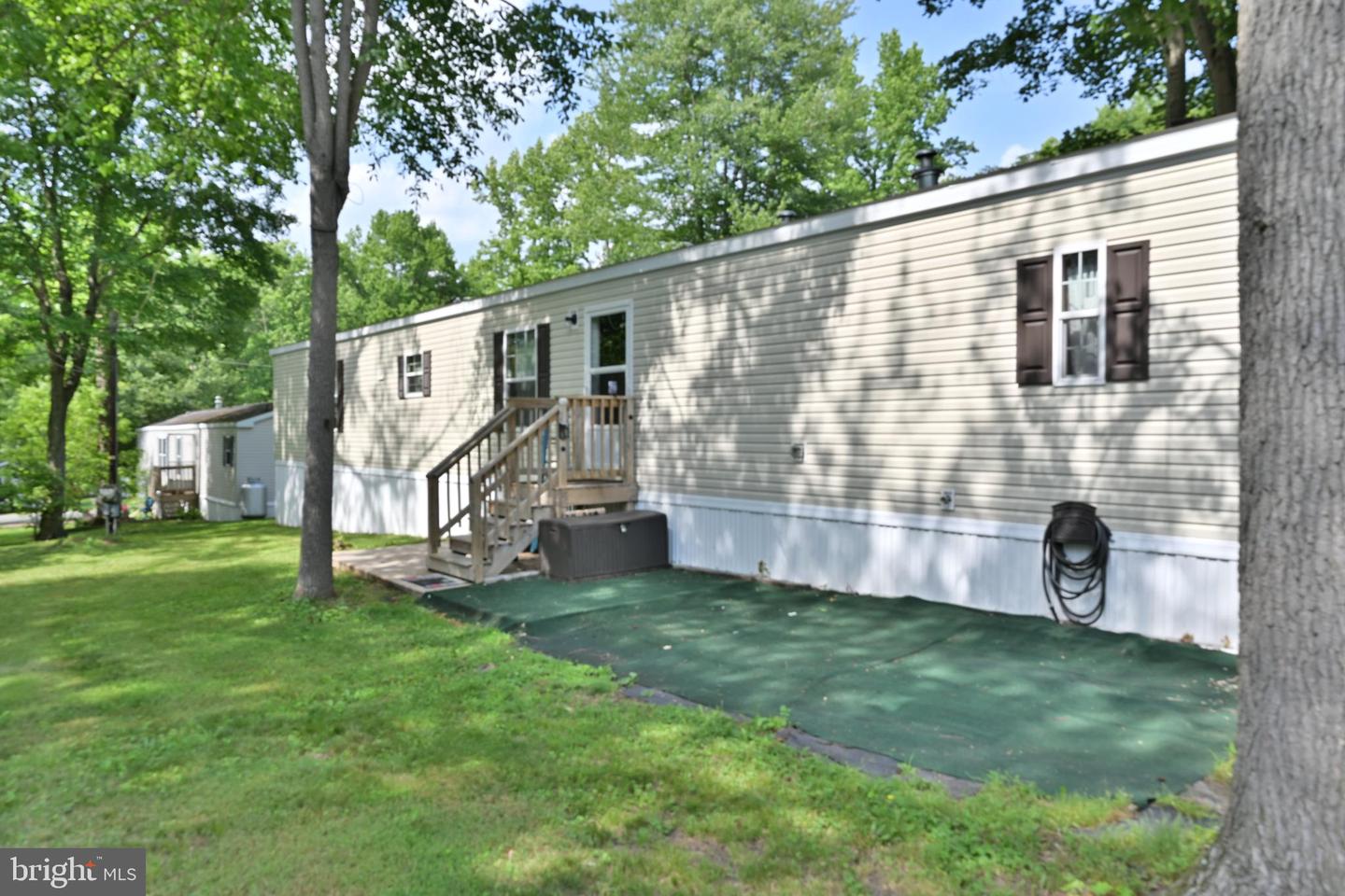 28 Malvern Dr. Property Photo 2