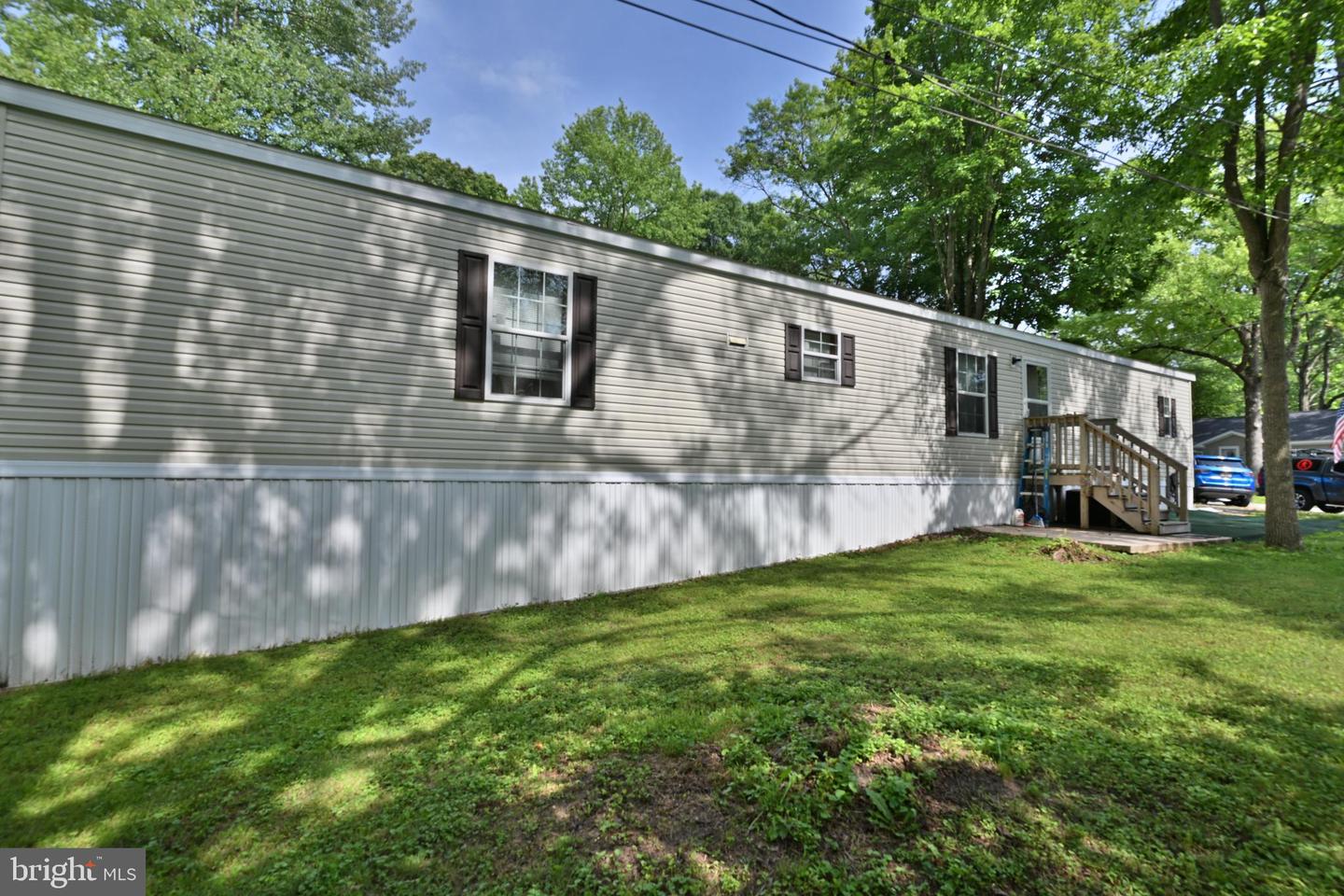 28 Malvern Dr. Property Photo 3