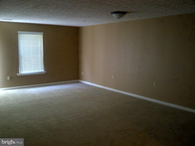 425 Button Woods Rd Property Photo 5