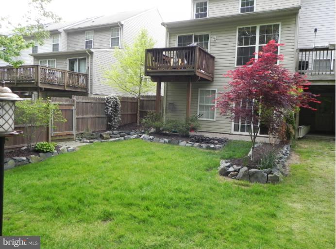 425 Button Woods Rd Property Photo 6