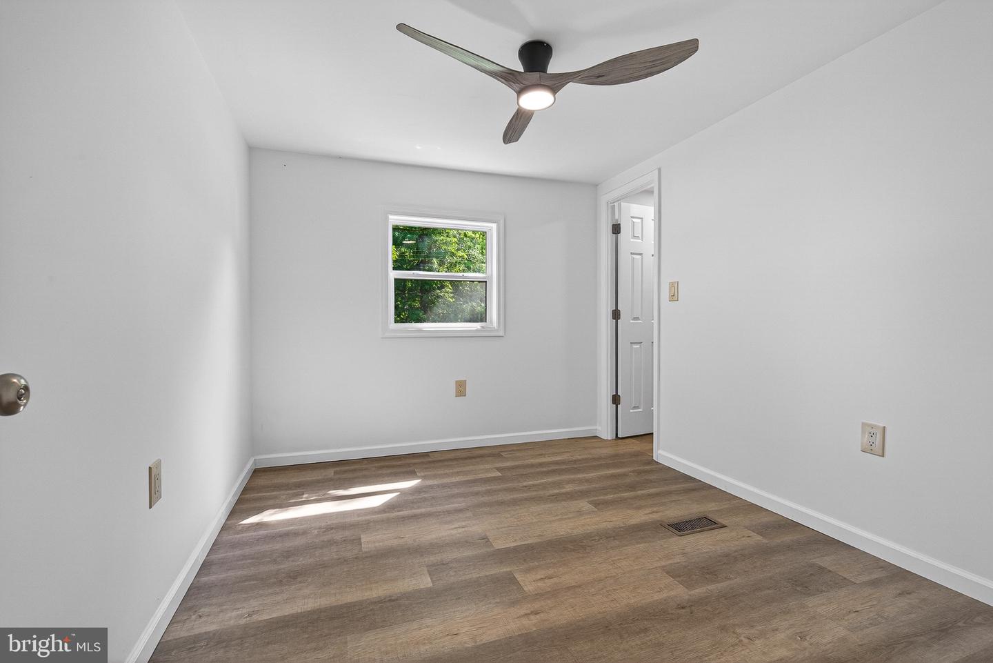 120 Long Beach Rd Property Photo 25