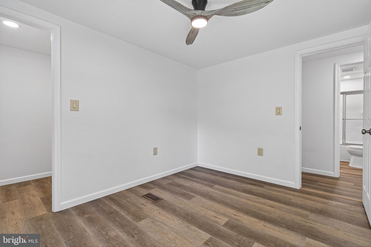 120 Long Beach Rd Property Photo 27