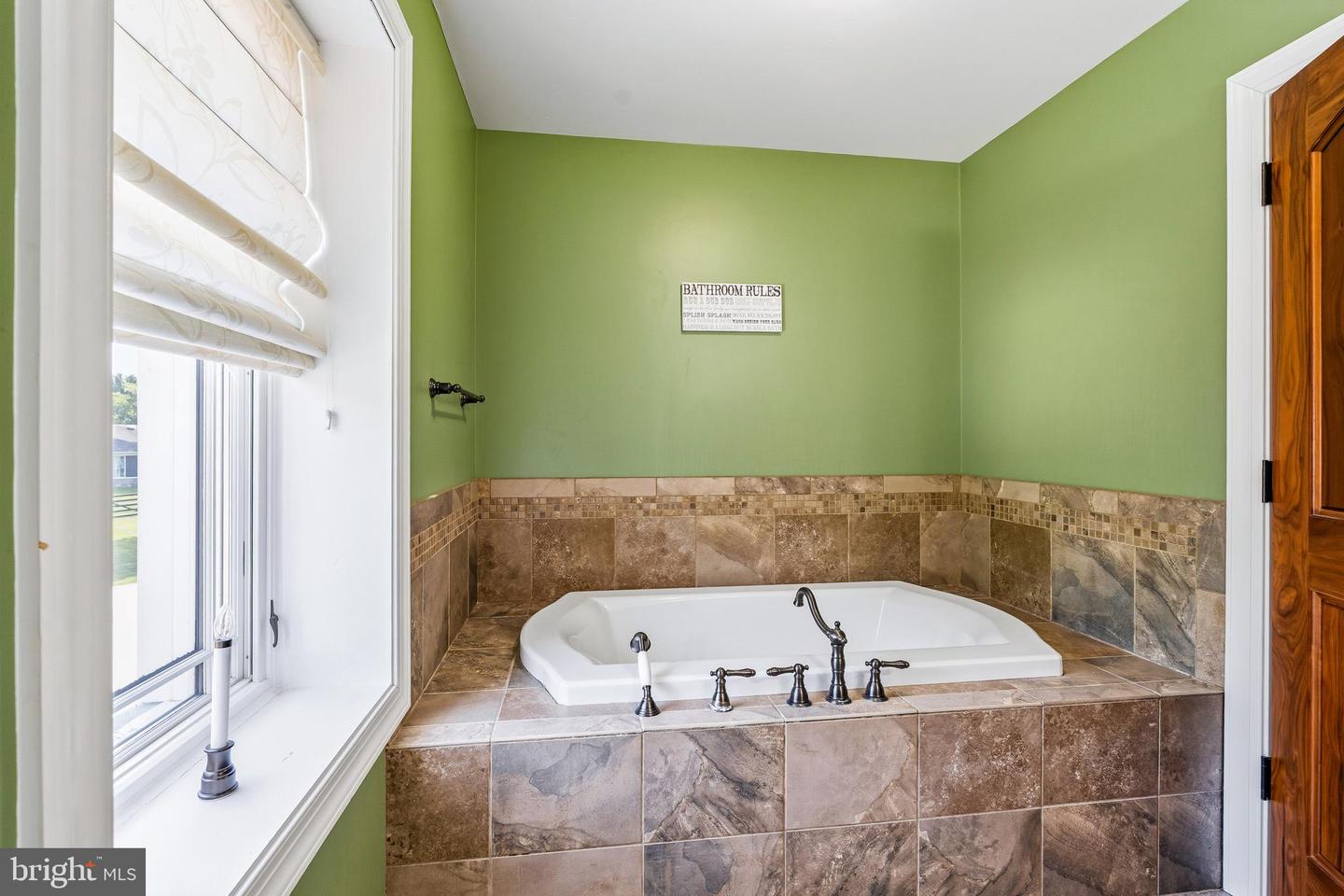 36 Appleton Rd Property Photo 35