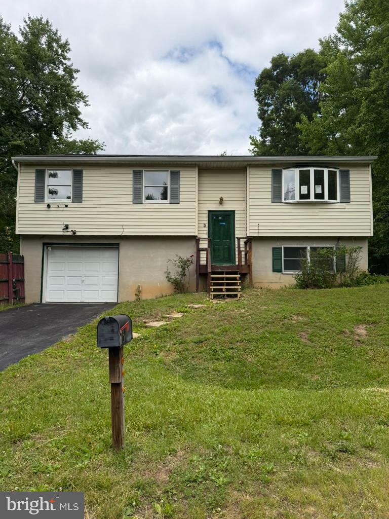 5 BRANDYWINE PL Property Photo 1