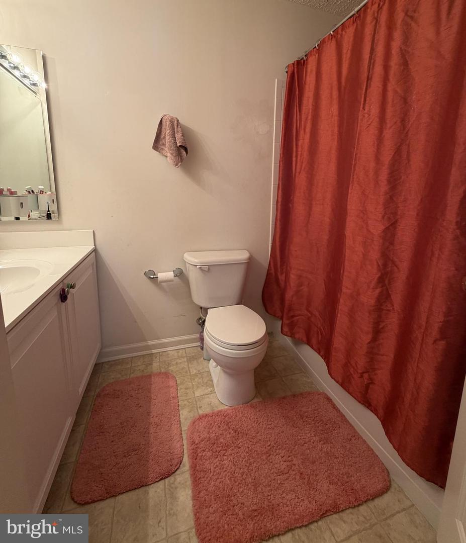 34 Guilford Property Photo 19