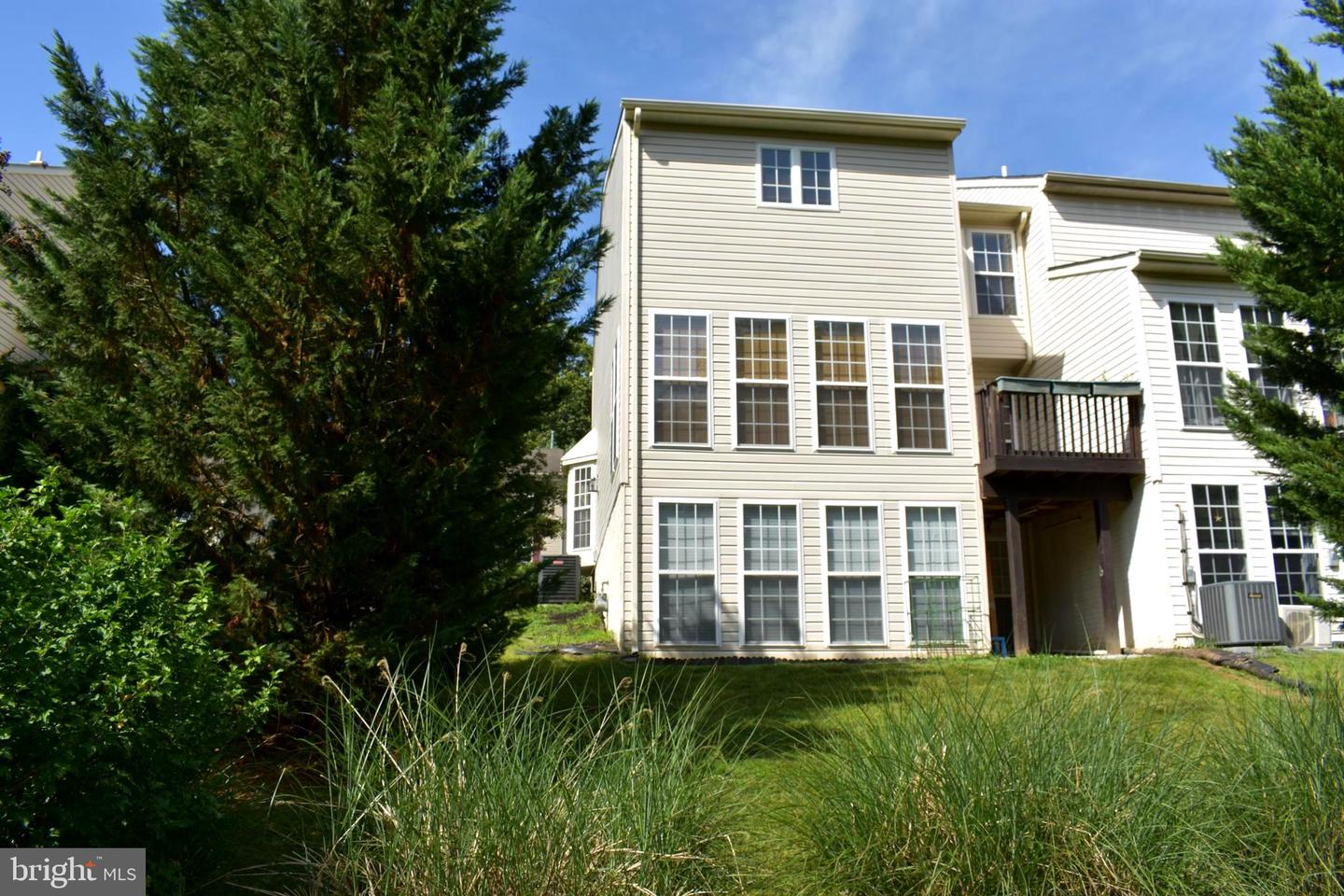 34 Guilford Property Photo 22