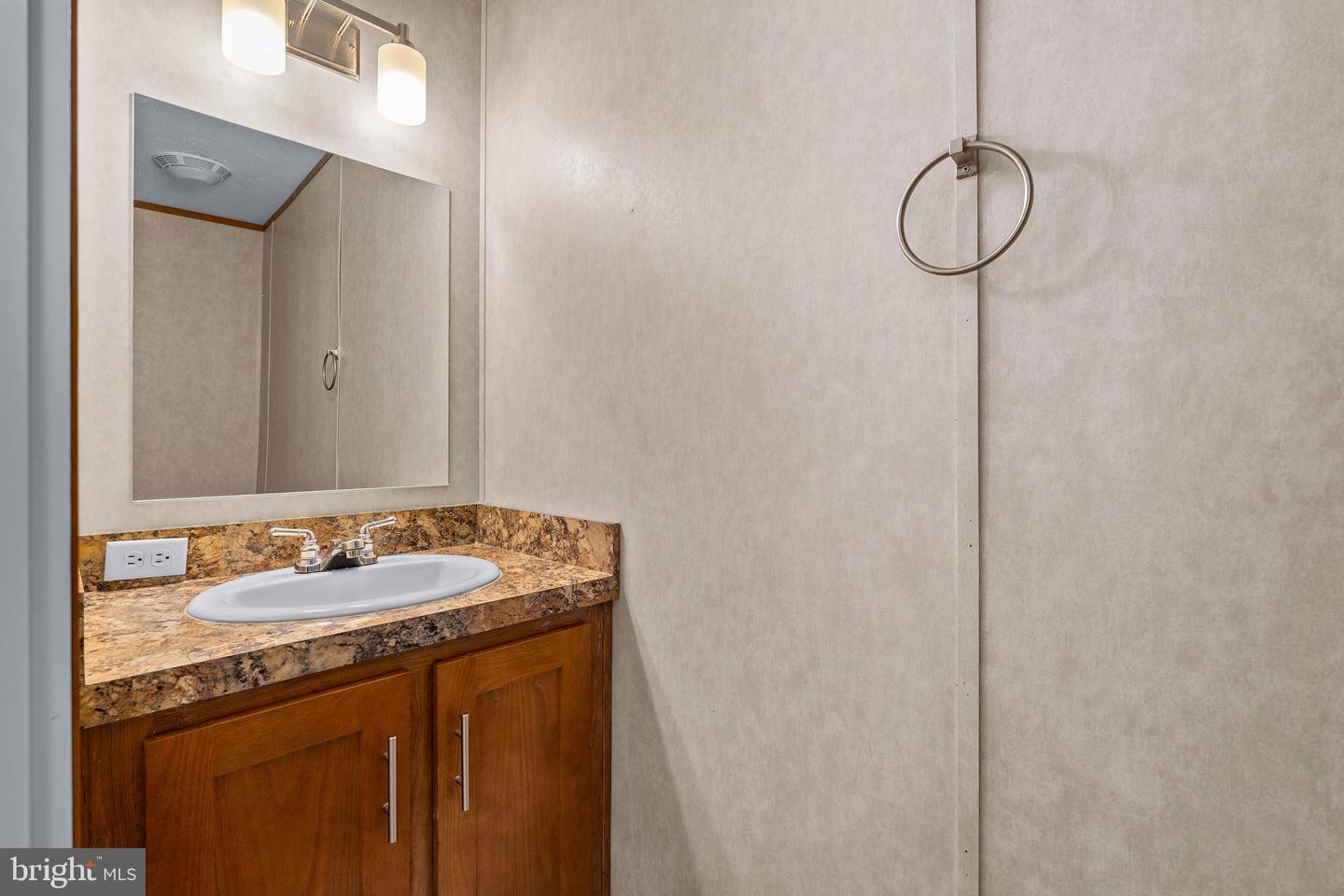 9 Northview Property Photo 15