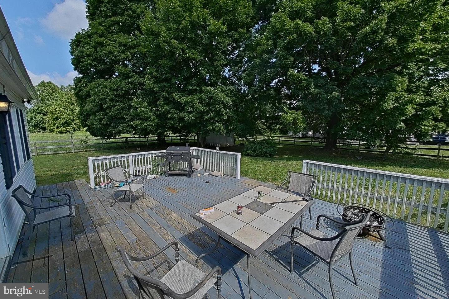 315 Maple Heights Ln Property Photo 30