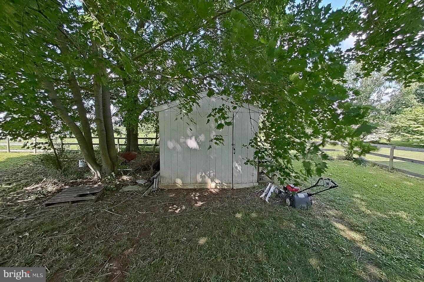 315 Maple Heights Ln Property Photo 33