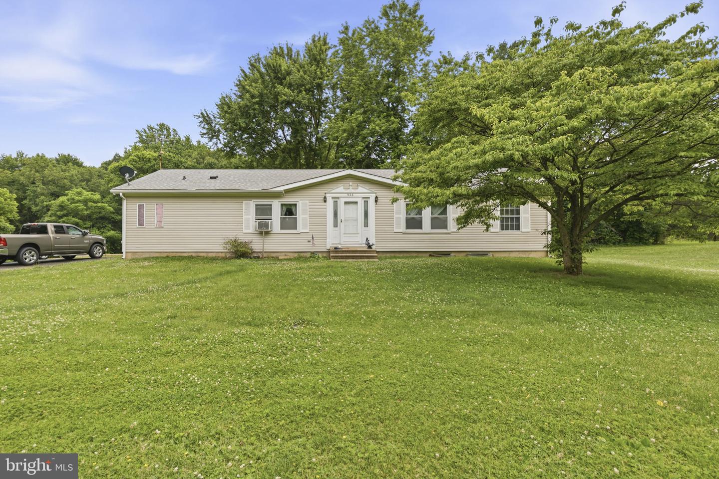 934 Frenchtown Rd Property Photo 19