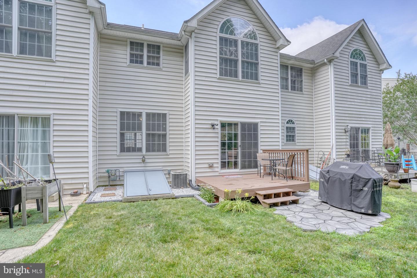 15 Guilford Ct Property Photo 37