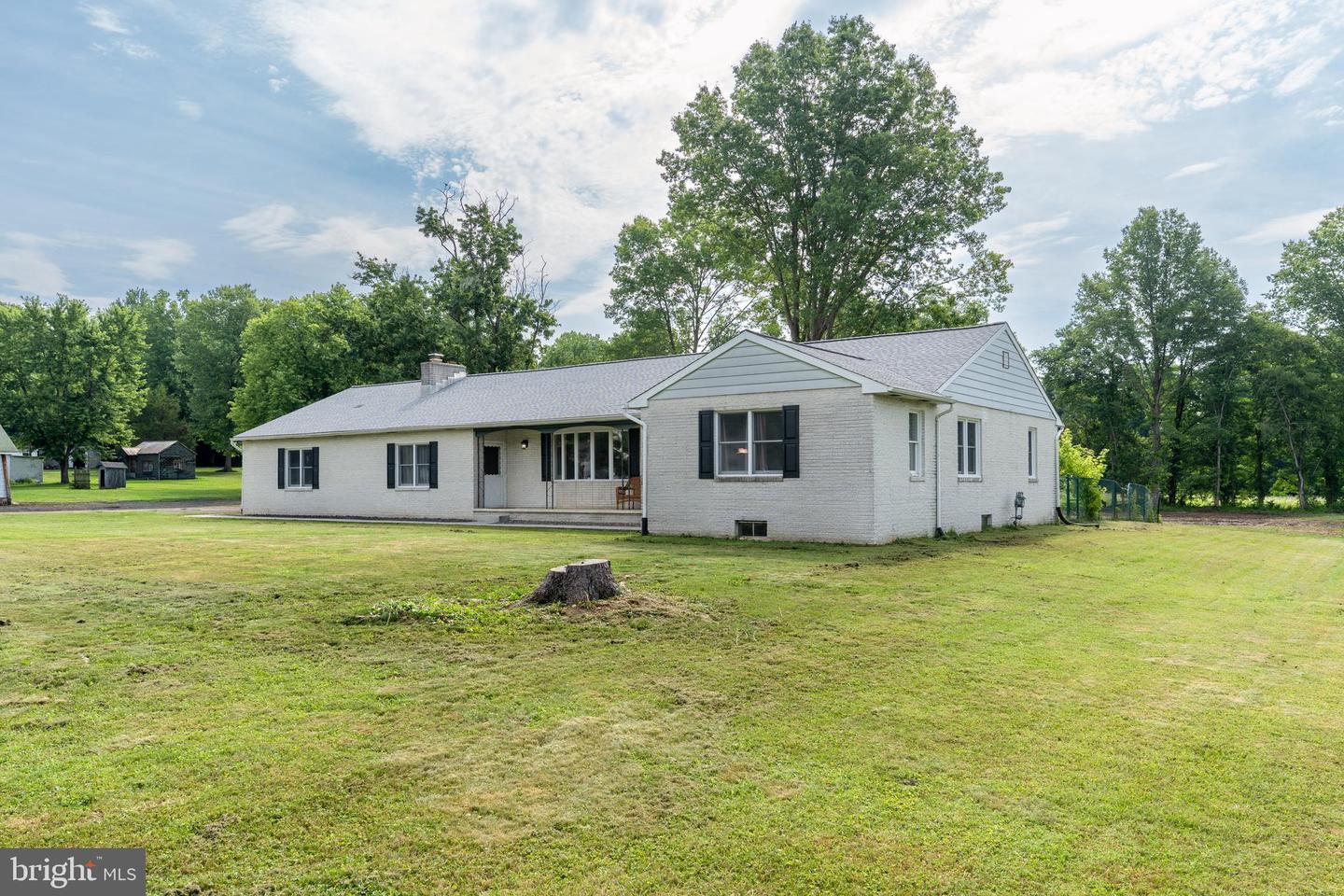 368 Appleton Rd Property Photo 4