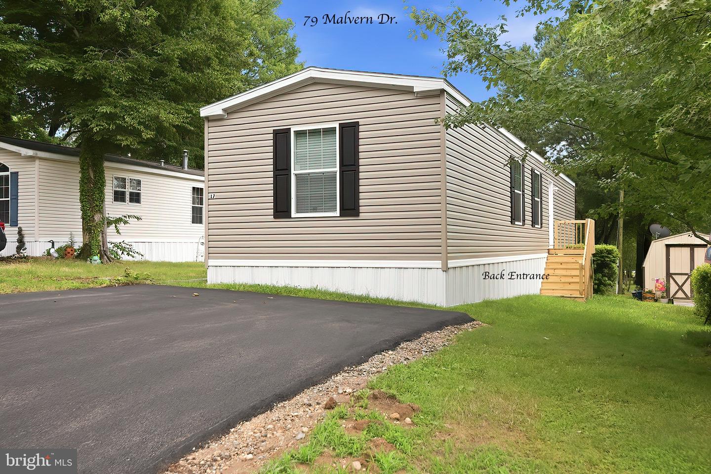 17 Malvern Dr Property Photo 16