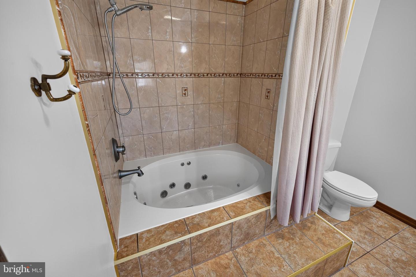 115 Brantwood Dr Property Photo 22