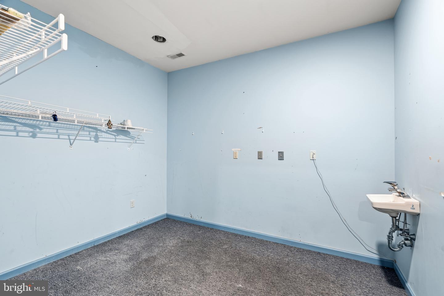 151 E High St Property Photo 13