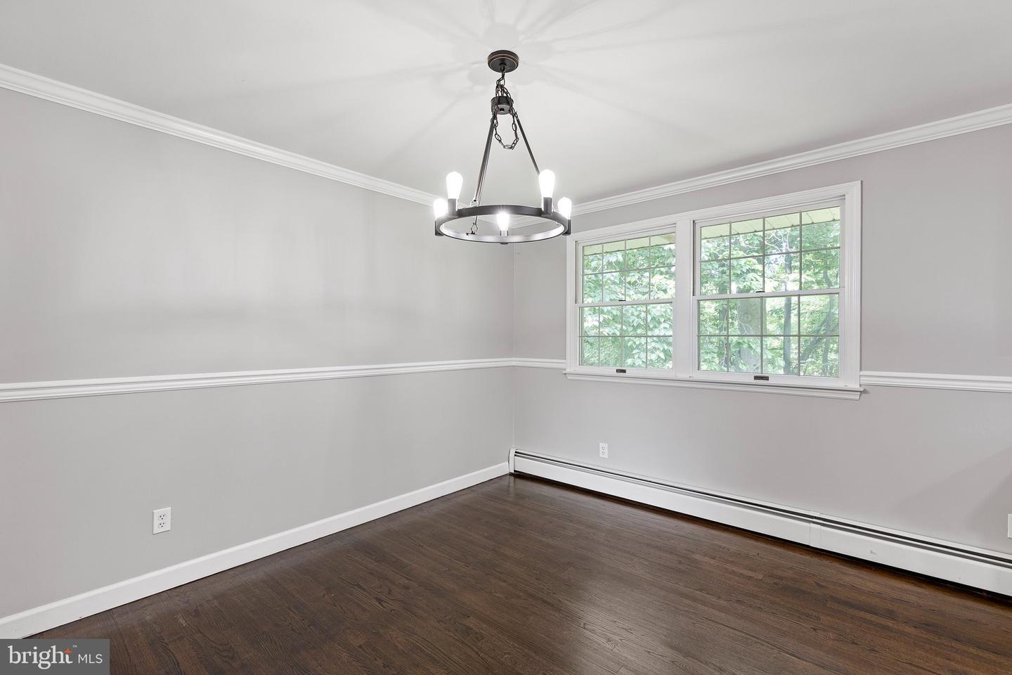 215 Calvert Rd Property Photo 11