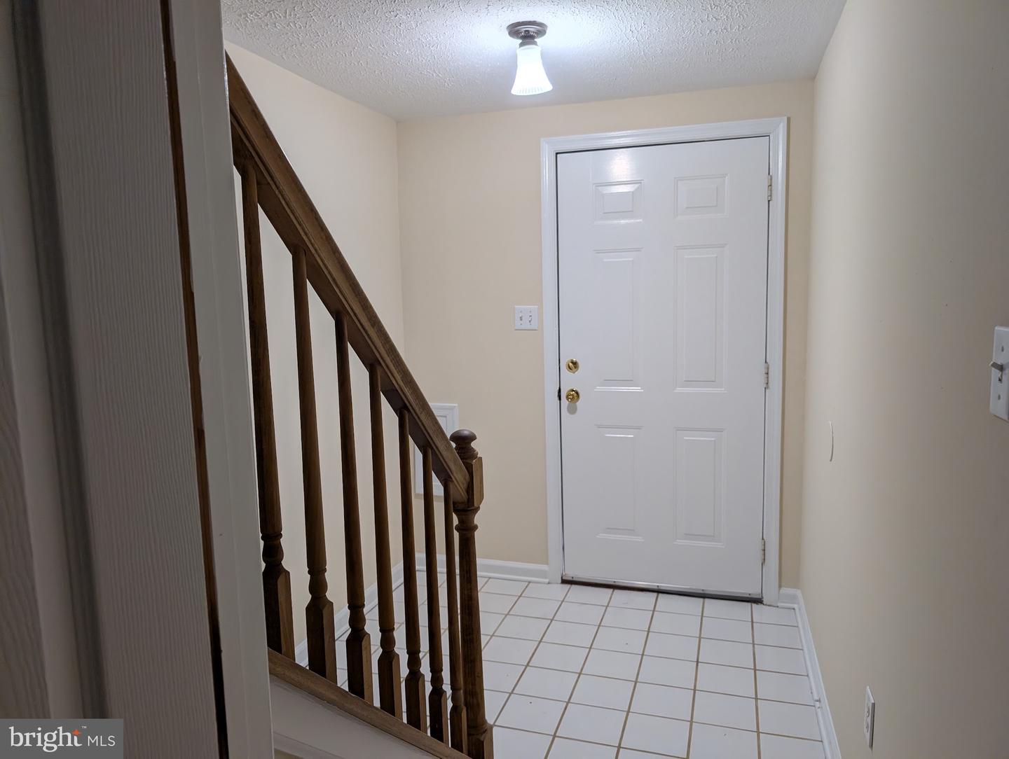 160 Independence Dr Property Photo 3