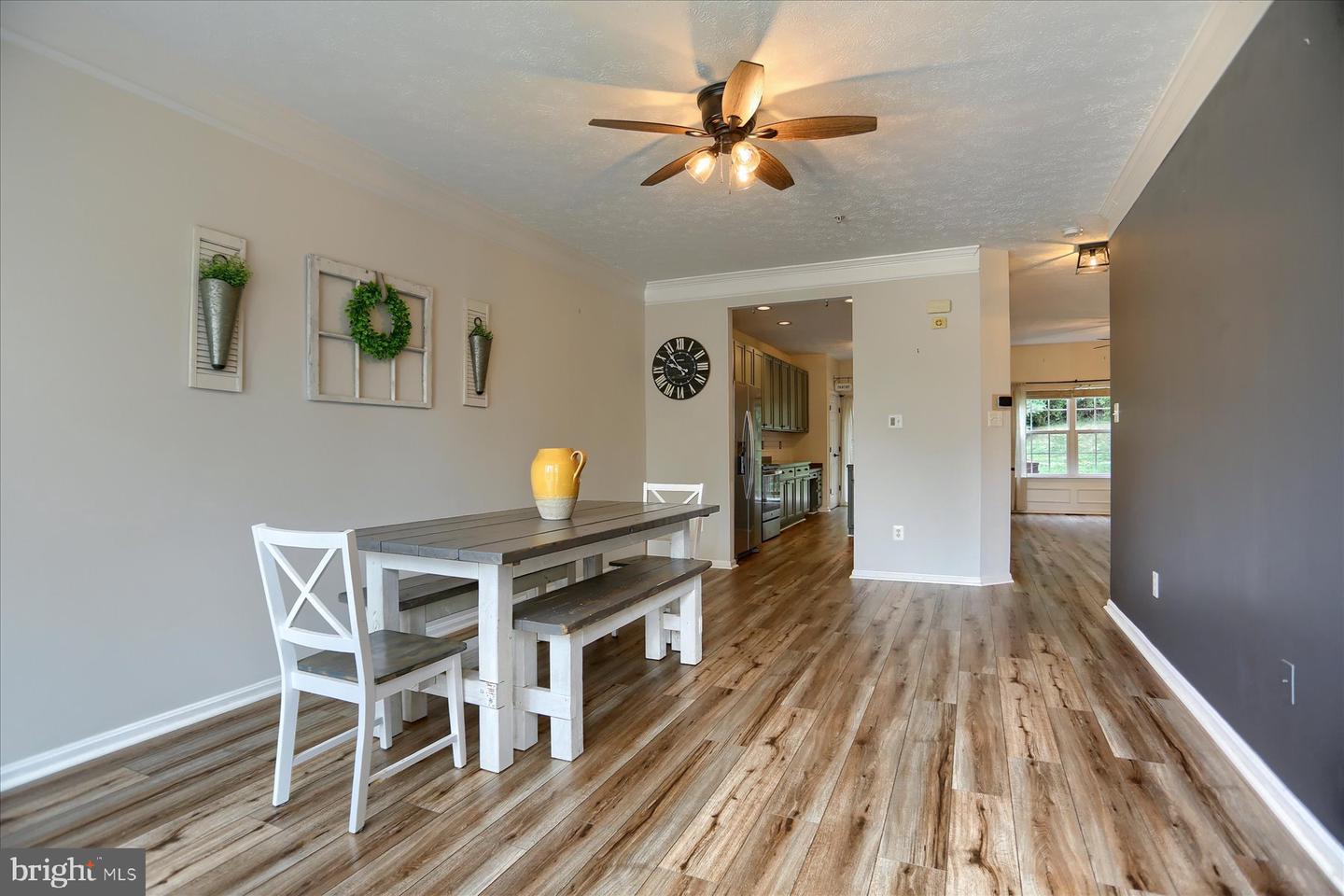105 Rustic Ct Property Photo 10