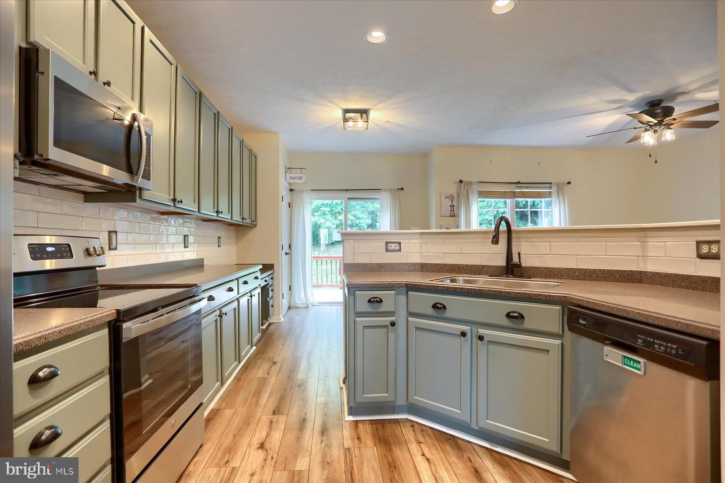105 Rustic Ct Property Photo 13