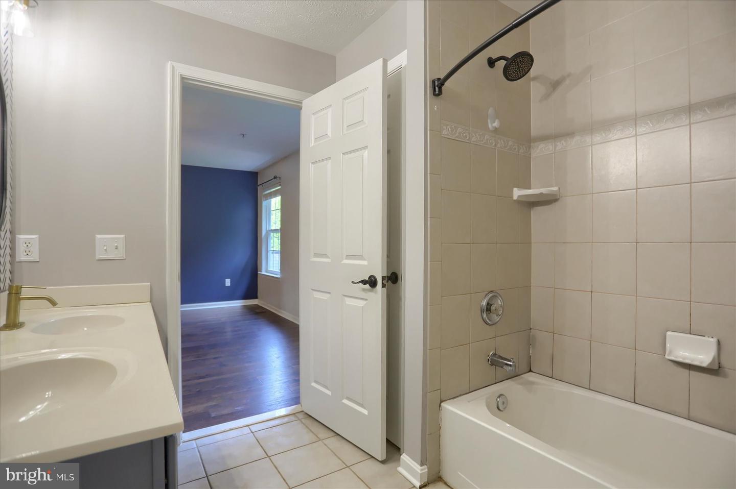 105 Rustic Ct Property Photo 25