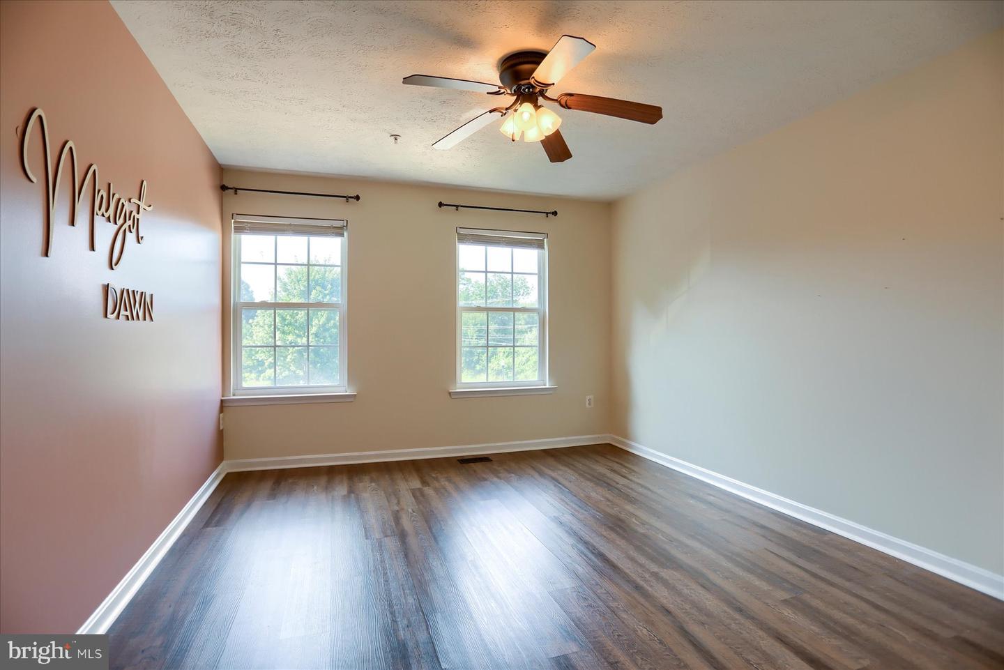 105 Rustic Ct Property Photo 29