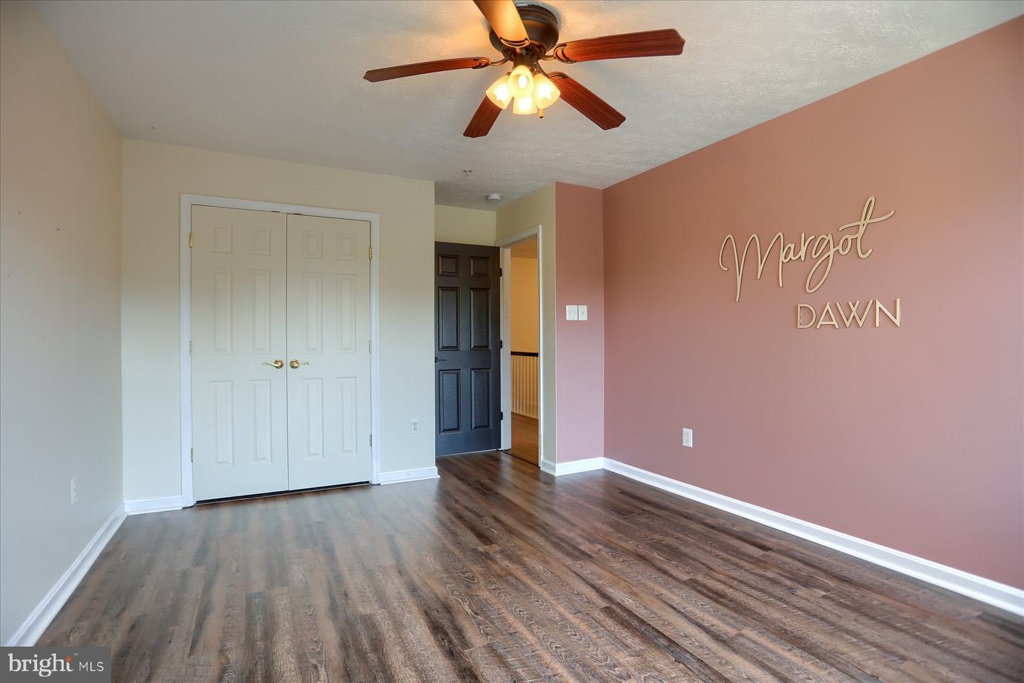 105 Rustic Ct Property Photo 30