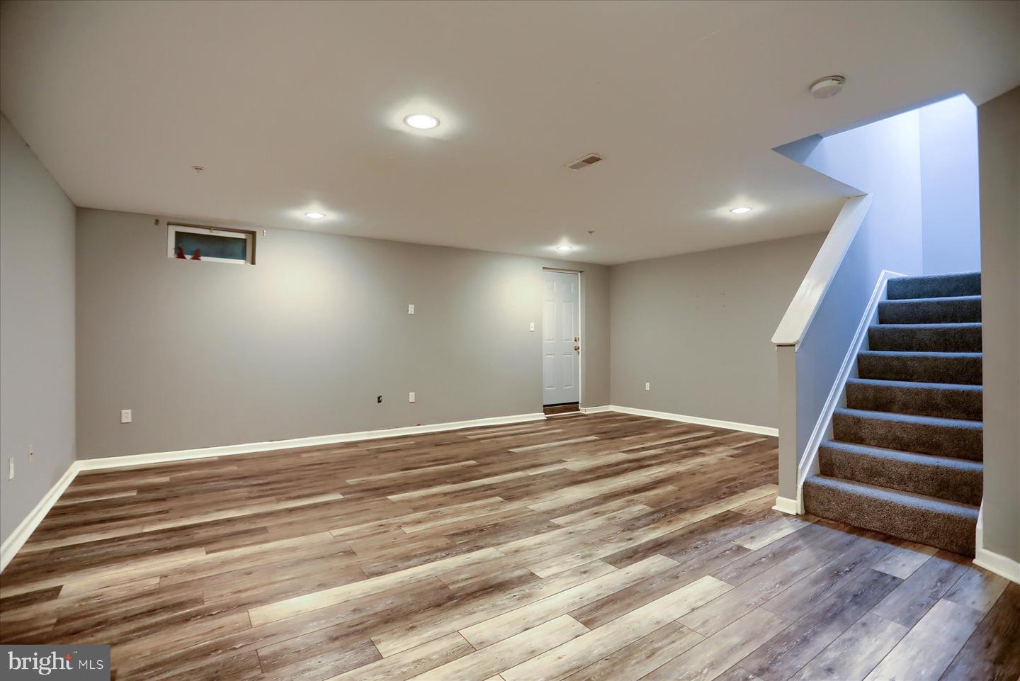 105 Rustic Ct Property Photo 37