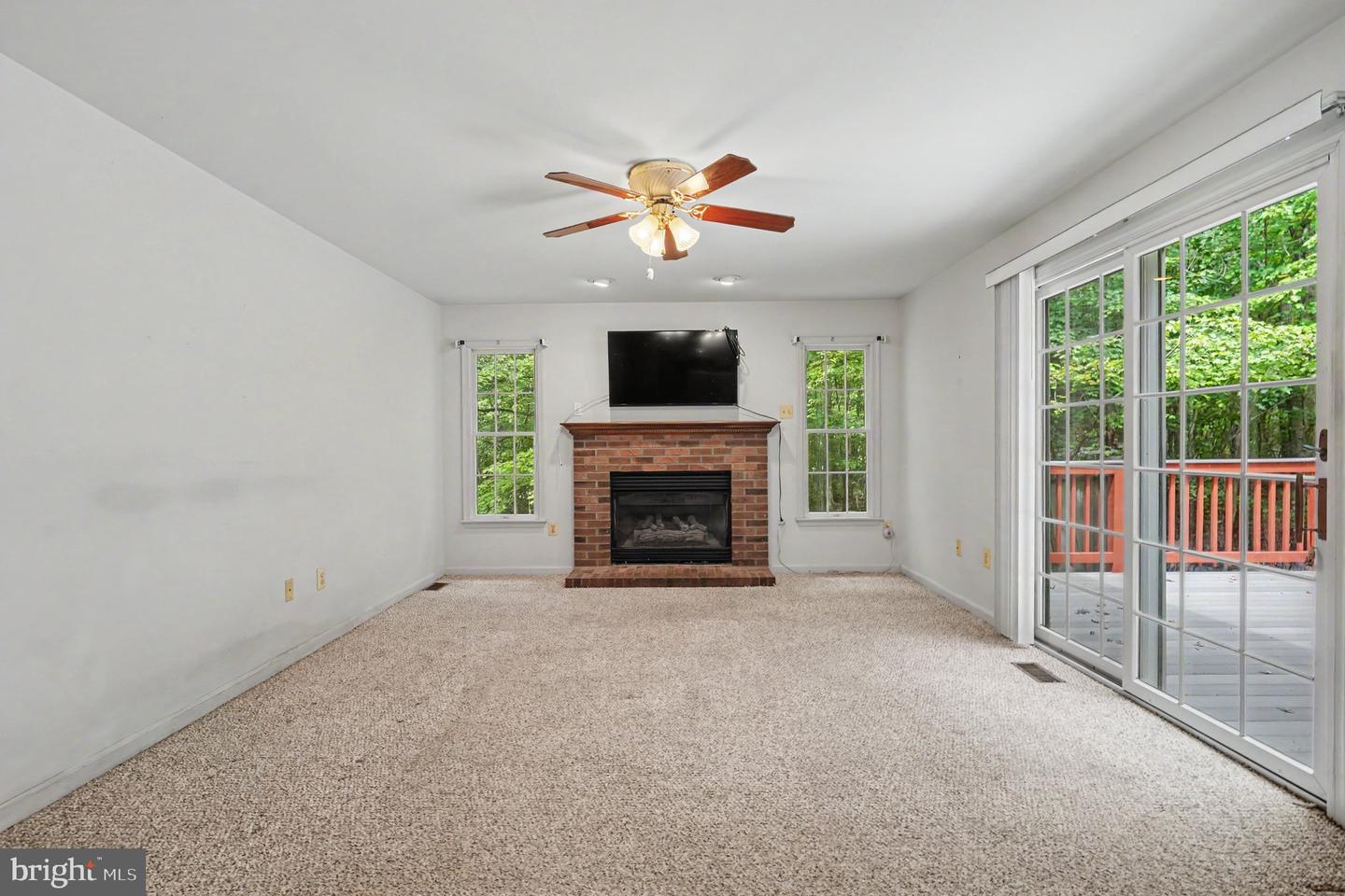 146 Nicholas Dr Property Photo 10