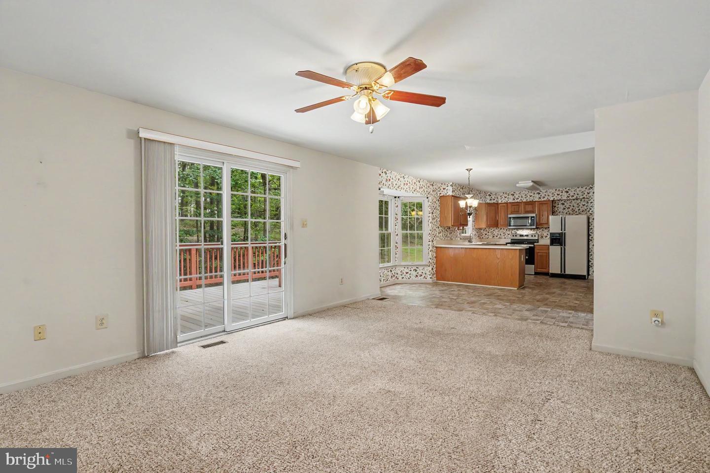 146 Nicholas Dr Property Photo 11
