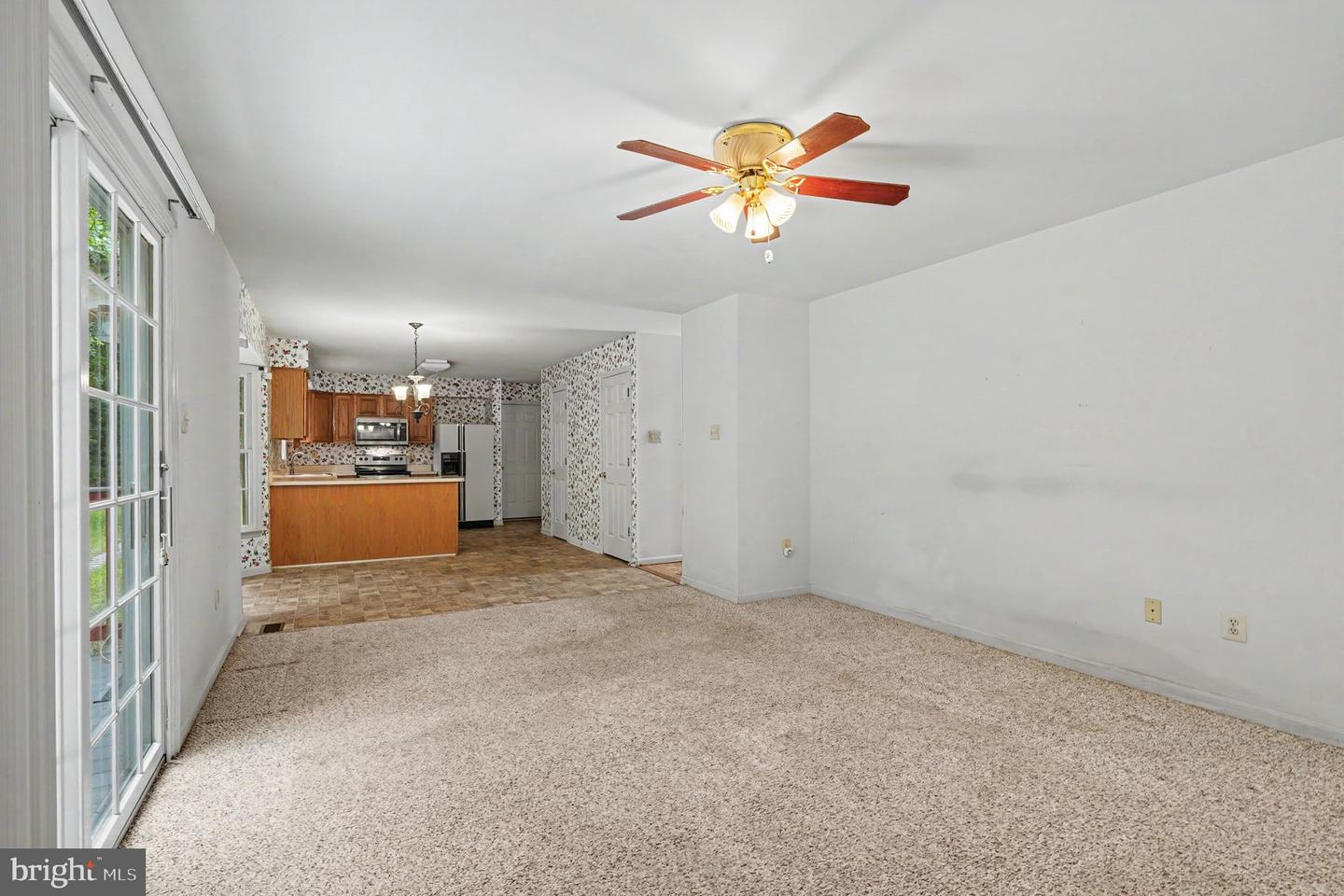 146 Nicholas Dr Property Photo 12