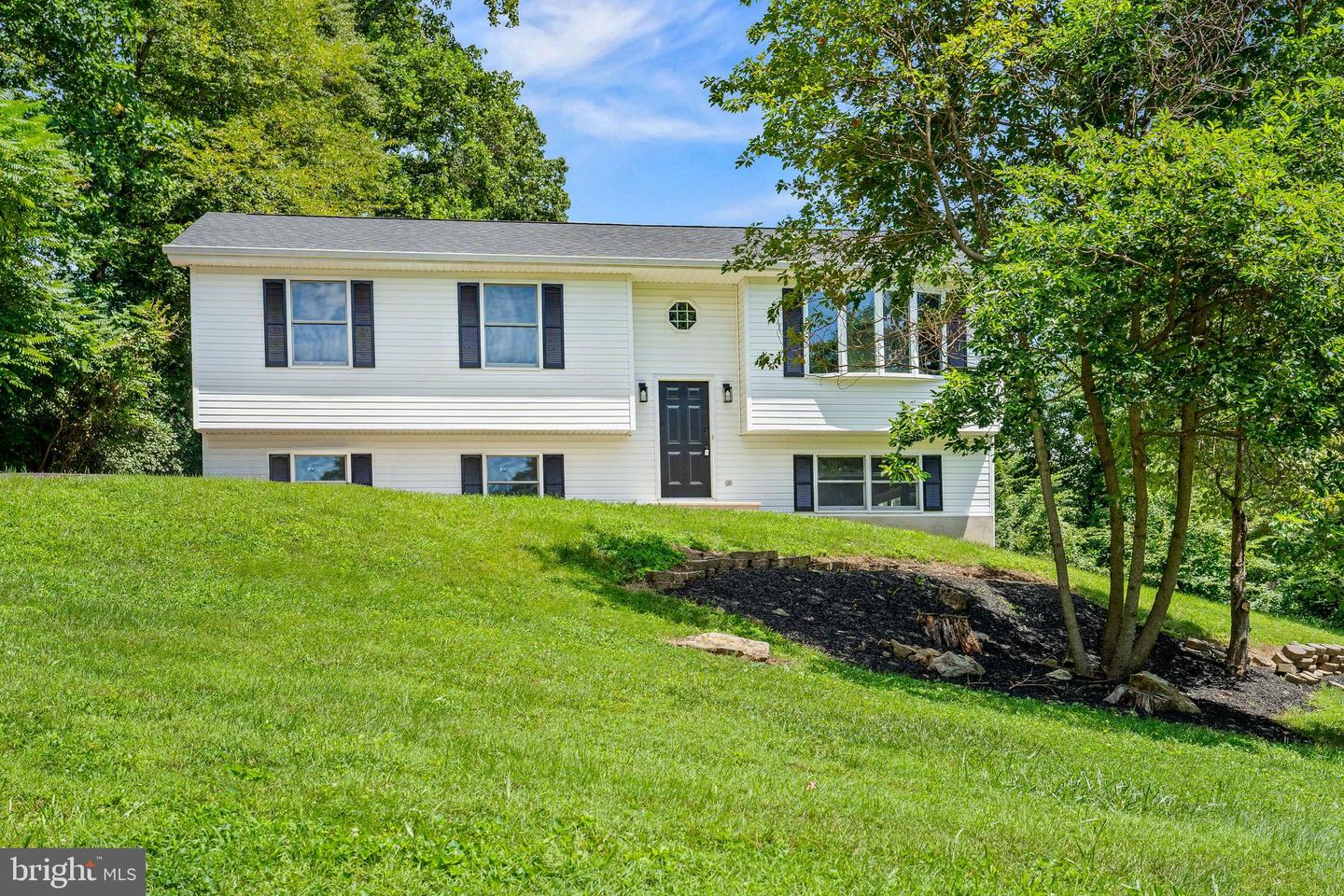45 Cree Ter Property Photo 1