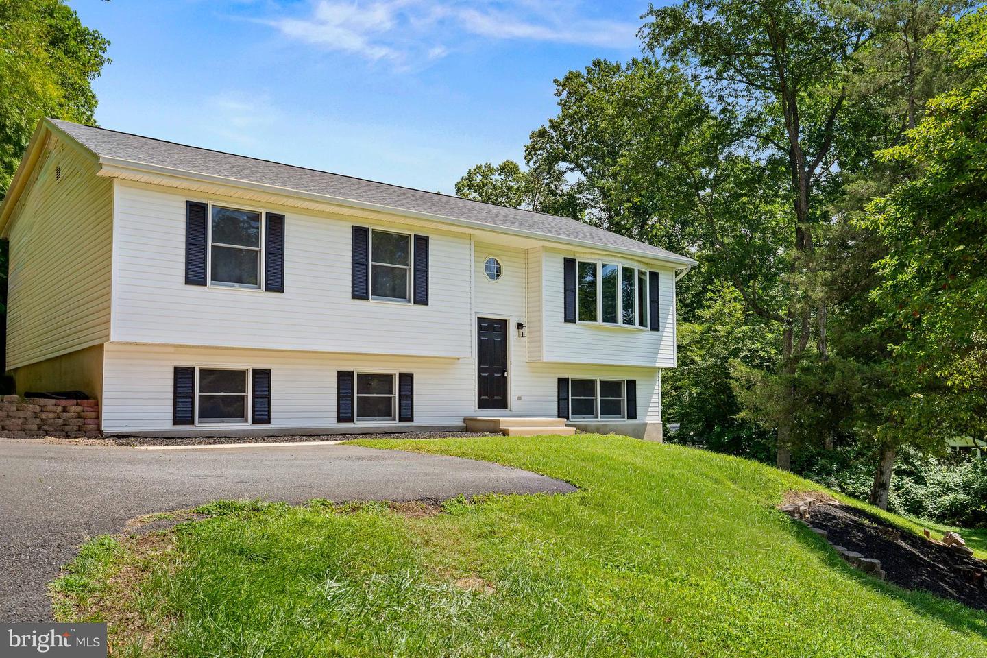 45 Cree Ter Property Photo 3