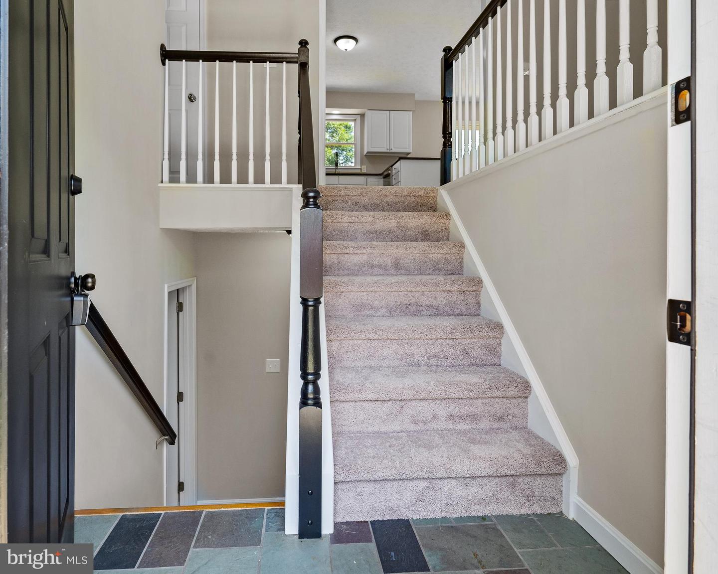 45 Cree Ter Property Photo 4