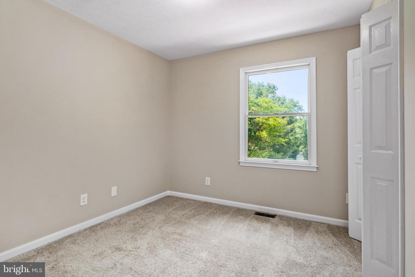 45 Cree Ter Property Photo 14