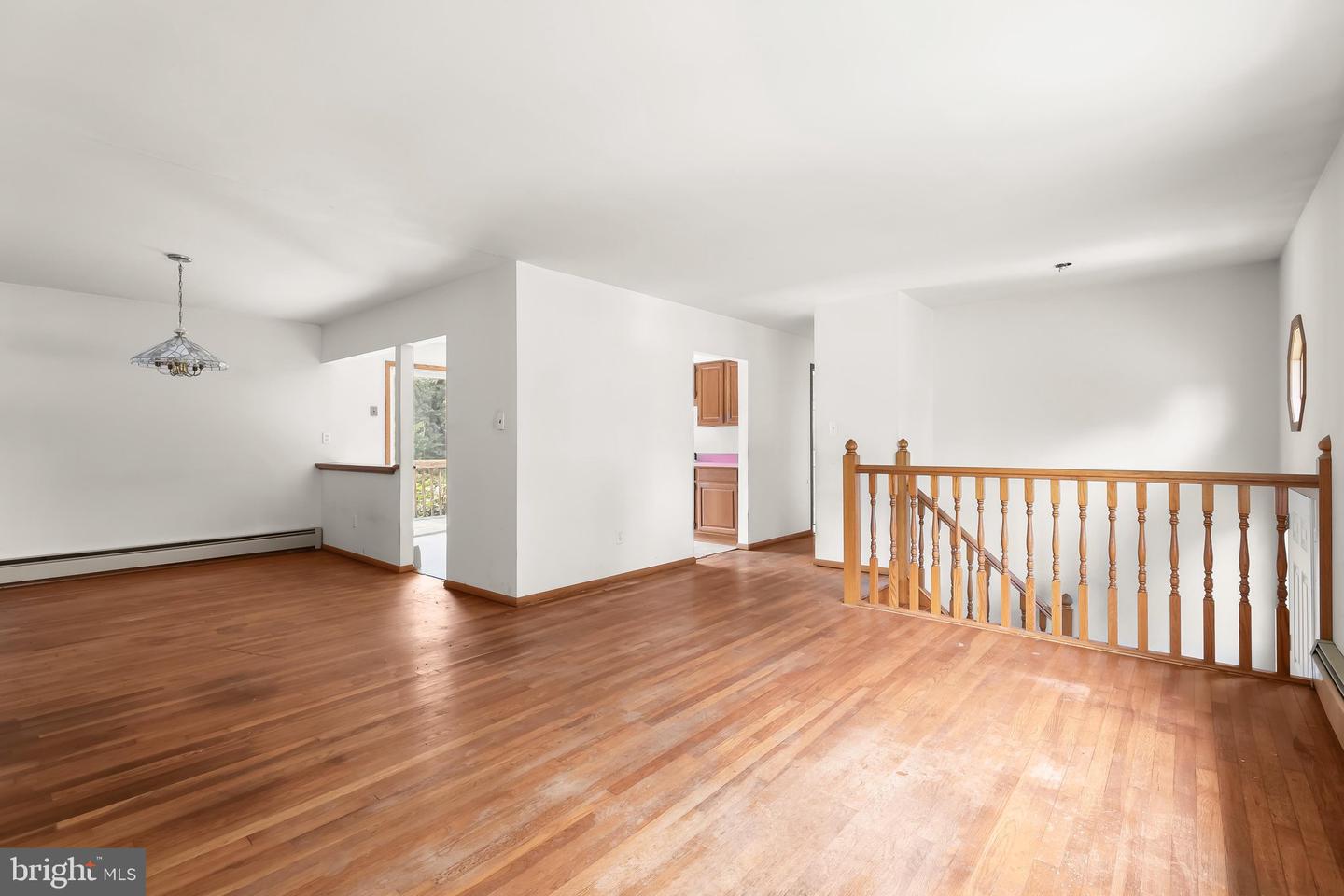 1124 Cedar Corner Rd Property Photo 4