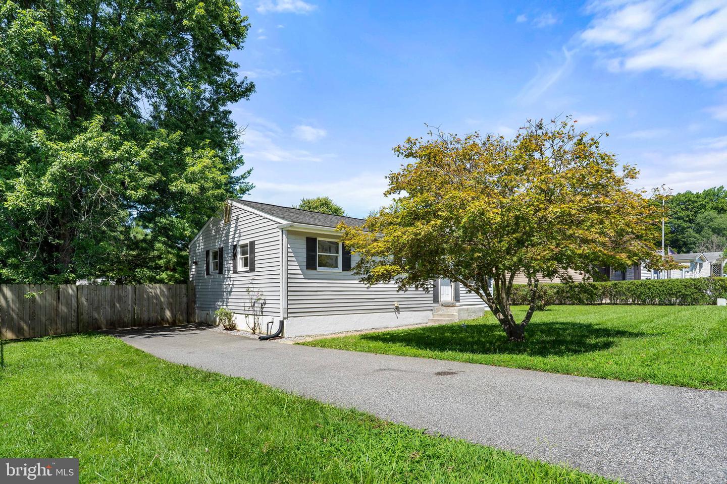 113 Bywood Rd Property Photo 3