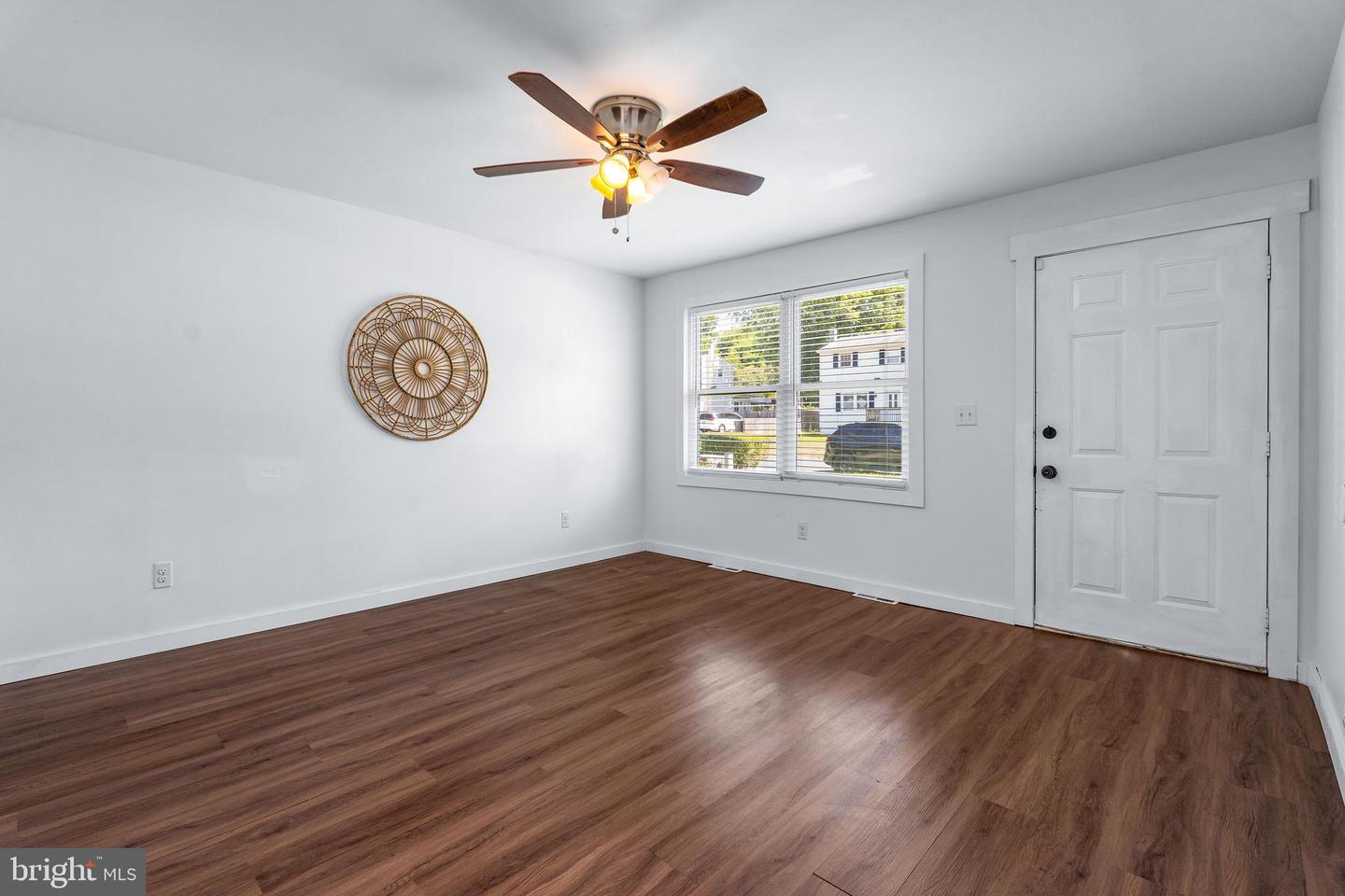 113 Bywood Rd Property Photo 6