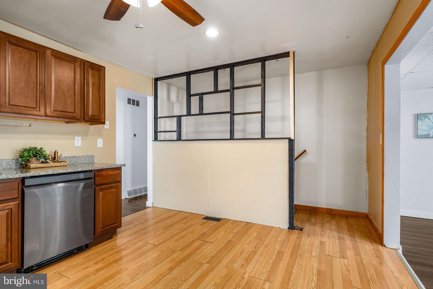 113 Bywood Rd Property Photo 10
