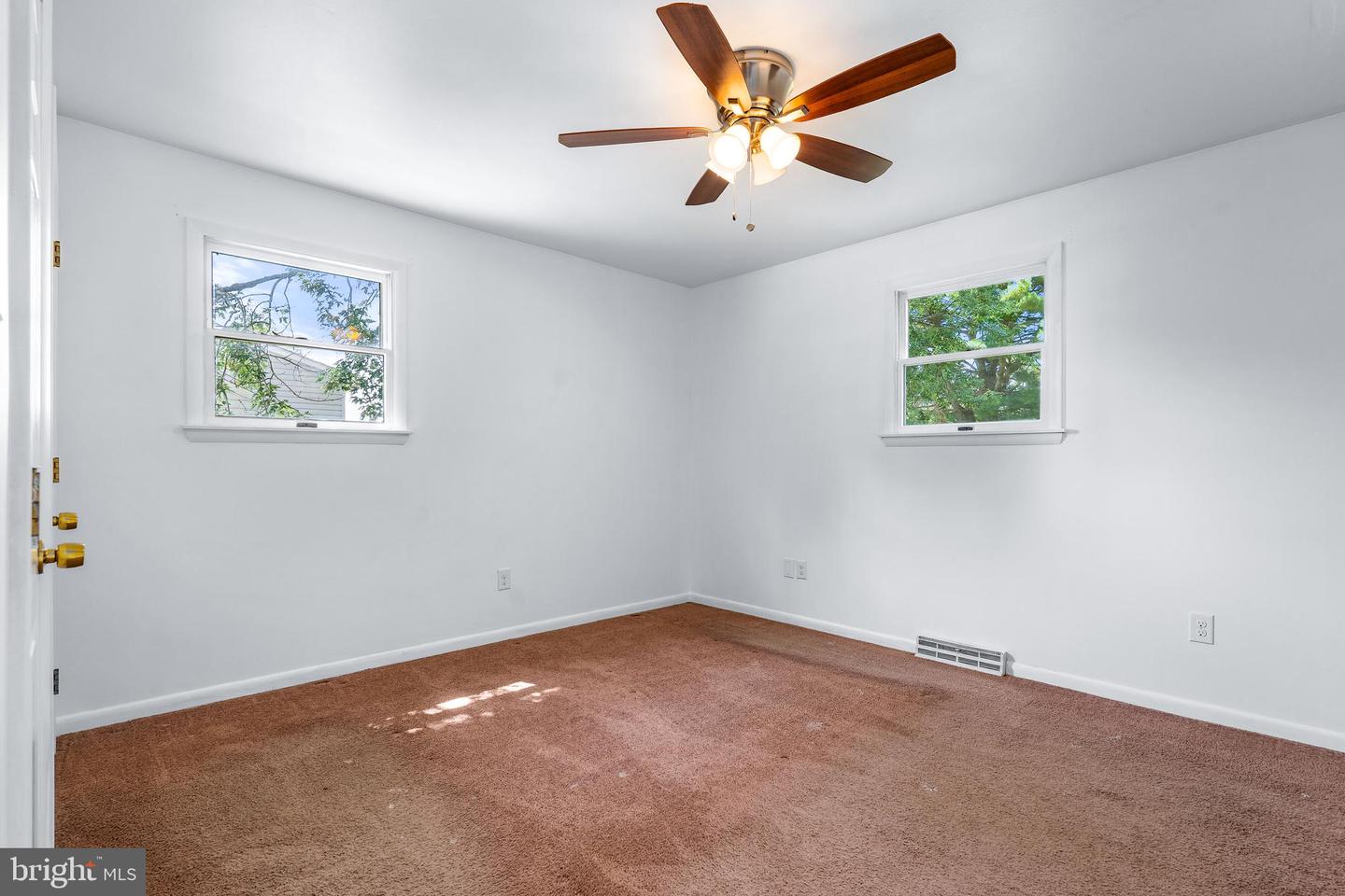 113 Bywood Rd Property Photo 17