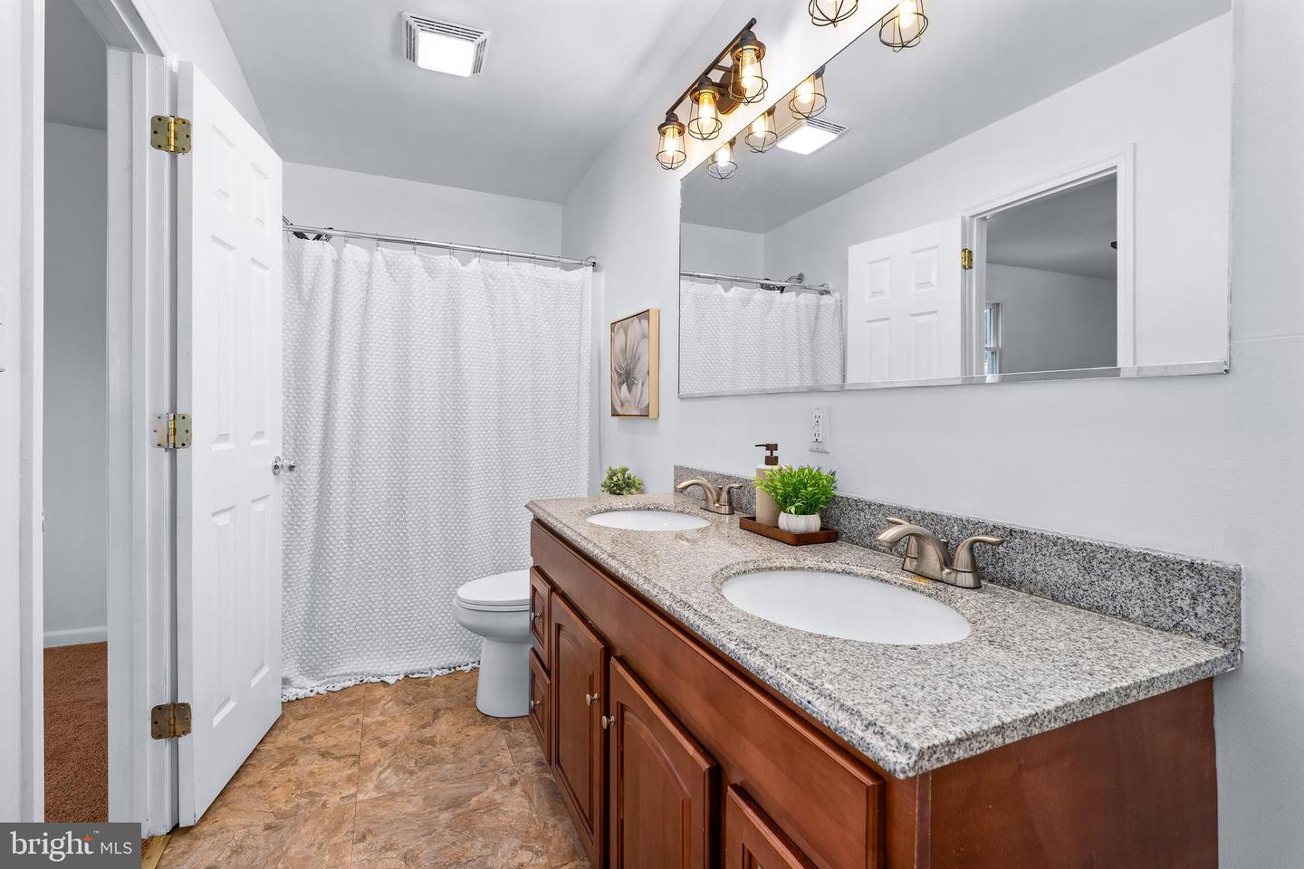 113 Bywood Rd Property Photo 20