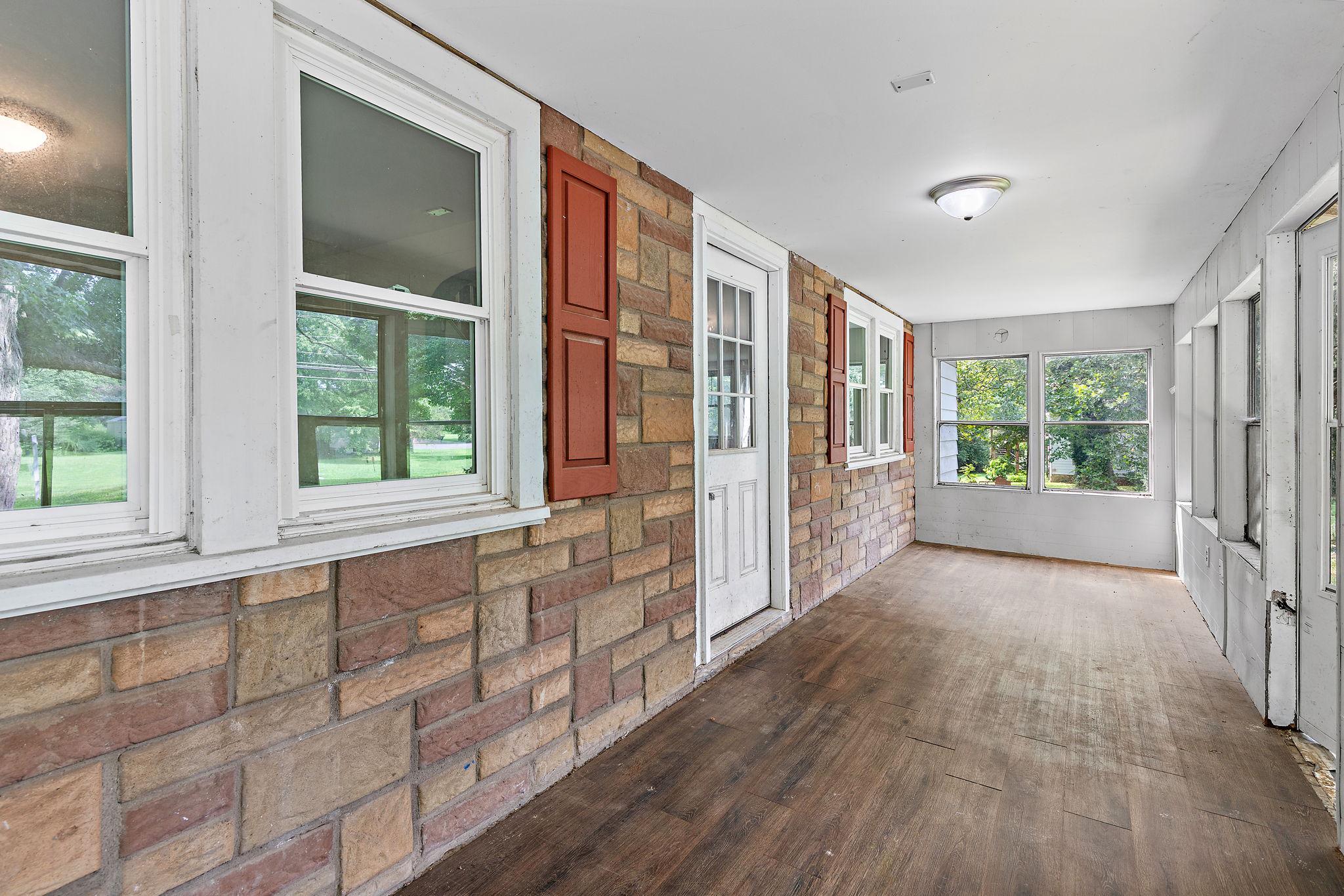 246 Old Bayview Rd Property Photo 3