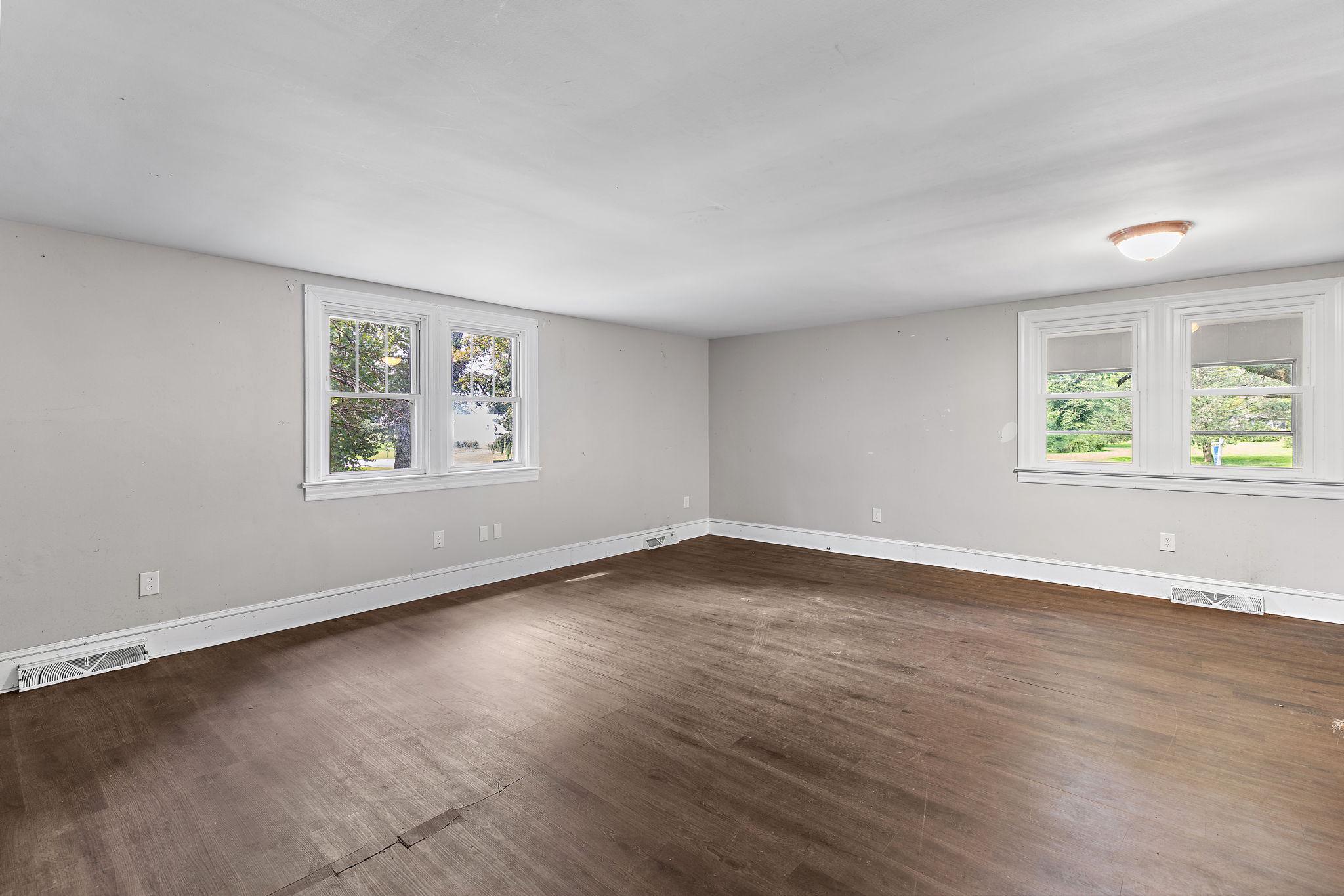 246 Old Bayview Rd Property Photo 6