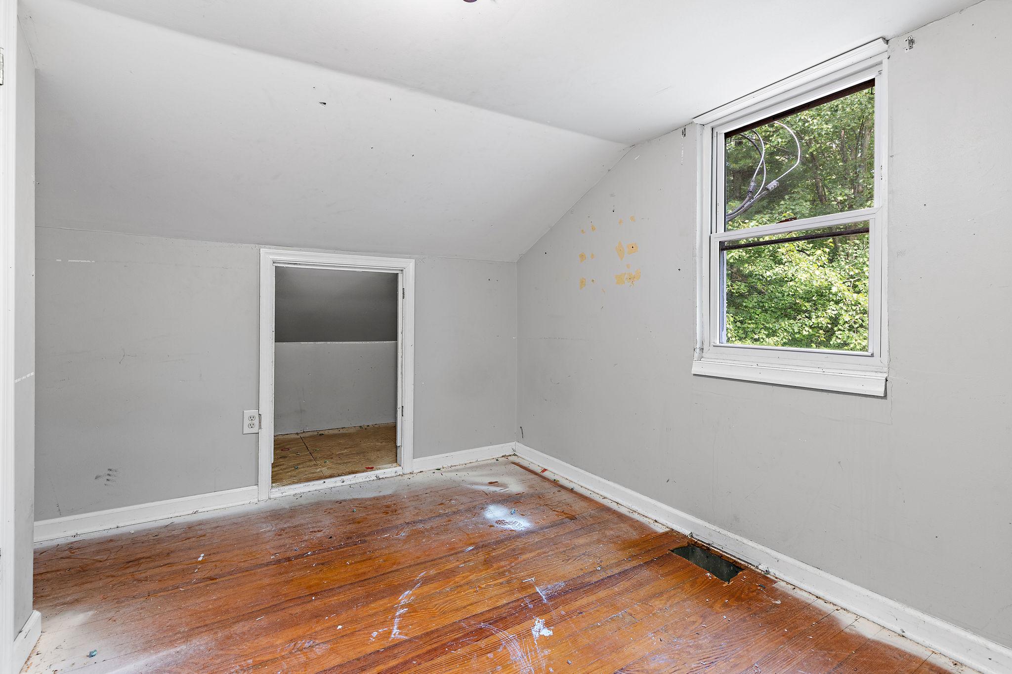 246 Old Bayview Rd Property Photo 15